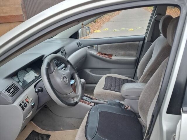 Серый Тойота АйКью, объемом двигателя 0 л и пробегом 300 тыс. км за 3500 $, фото 1 на Automoto.ua