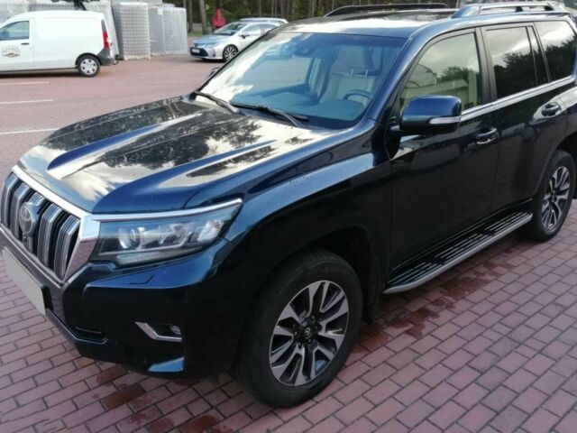 Черный Тойота Ленд Крузер 100, объемом двигателя 2.8 л и пробегом 13 тыс. км за 46000 $, фото 1 на Automoto.ua