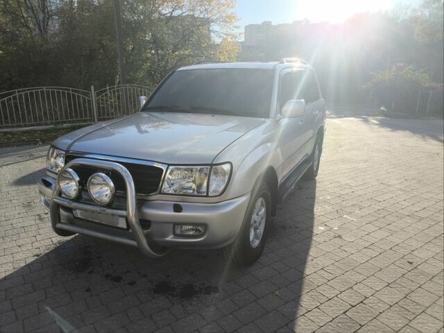 Сірий Тойота Ленд Крузер 100, об'ємом двигуна 4.7 л та пробігом 484 тис. км за 13000 $, фото 1 на Automoto.ua