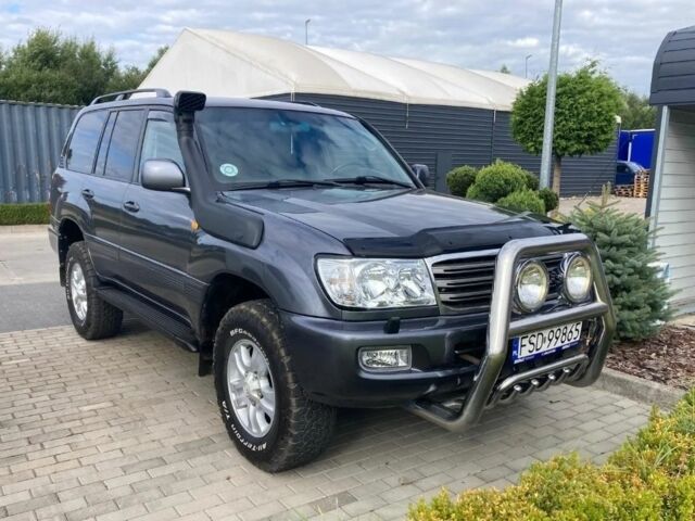 Сірий Тойота Ленд Крузер 100, об'ємом двигуна 4.2 л та пробігом 289 тис. км за 3600 $, фото 1 на Automoto.ua