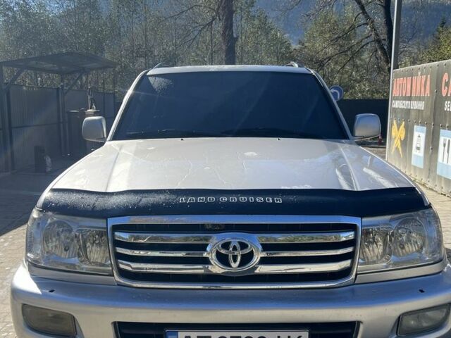Серый Тойота Ленд Крузер 100, объемом двигателя 4.7 л и пробегом 370 тыс. км за 13500 $, фото 1 на Automoto.ua