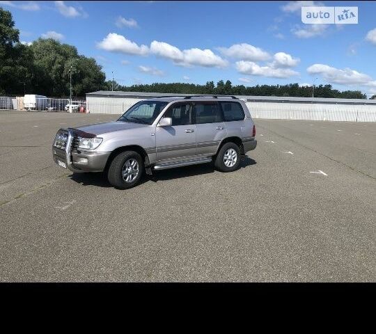 Сірий Тойота Ленд Крузер 100, об'ємом двигуна 4.7 л та пробігом 227 тис. км за 15000 $, фото 1 на Automoto.ua