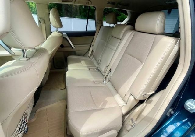 Синий Тойота Ленд Крузер 100, объемом двигателя 0 л и пробегом 180 тыс. км за 73000 $, фото 1 на Automoto.ua