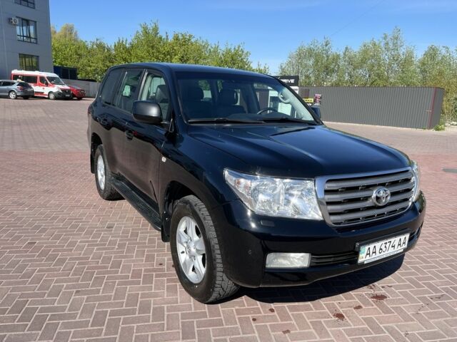 Чорний Тойота Ленд Крузер 200, об'ємом двигуна 4.5 л та пробігом 425 тис. км за 21500 $, фото 1 на Automoto.ua