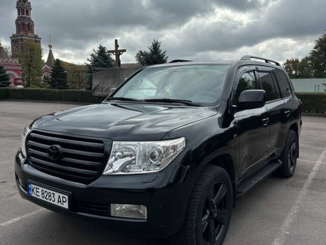 Черный Тойота Ленд Крузер 200, объемом двигателя 4.7 л и пробегом 290 тыс. км за 26250 $, фото 1 на Automoto.ua
