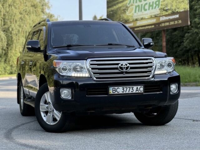 Черный Тойота Ленд Крузер 200, объемом двигателя 4.5 л и пробегом 251 тыс. км за 36000 $, фото 1 на Automoto.ua