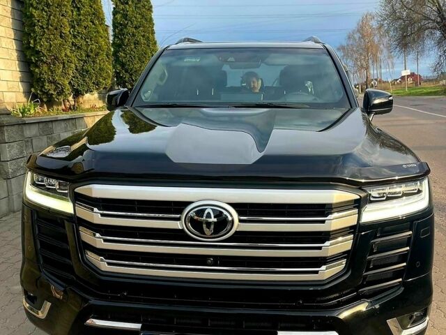 Чорний Тойота Ленд Крузер 200, об'ємом двигуна 3 л та пробігом 120 тис. км за 81000 $, фото 1 на Automoto.ua