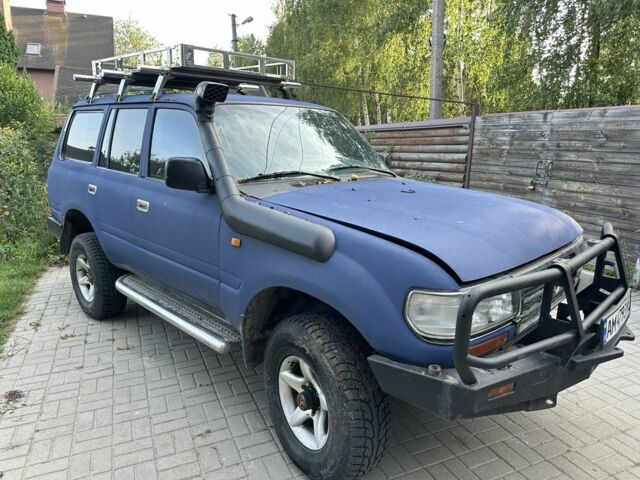 Синий Тойота Ленд Крузер 80, объемом двигателя 4.2 л и пробегом 430 тыс. км за 12000 $, фото 1 на Automoto.ua