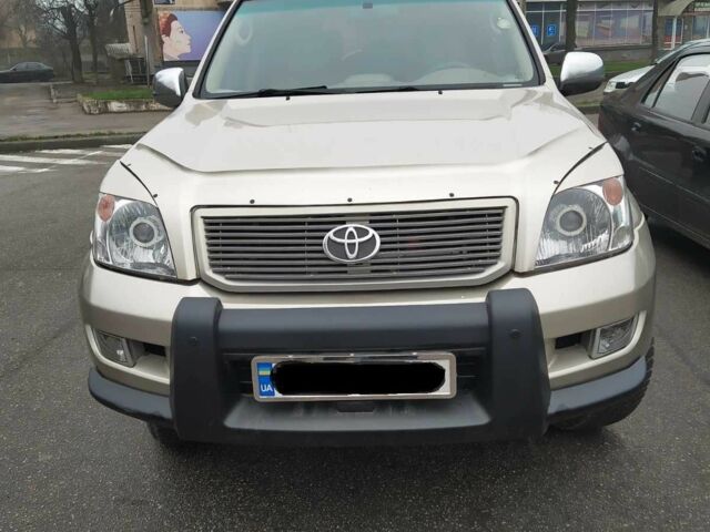 Бежевий Тойота Ленд Крузер Прадо 120, об'ємом двигуна 4 л та пробігом 330 тис. км за 12500 $, фото 1 на Automoto.ua