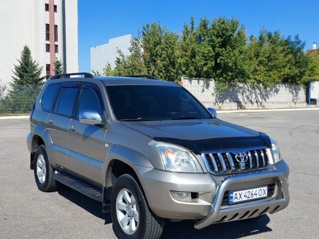 Бежевый Тойота Ленд Крузер Прадо 120, объемом двигателя 2.7 л и пробегом 270 тыс. км за 12000 $, фото 1 на Automoto.ua