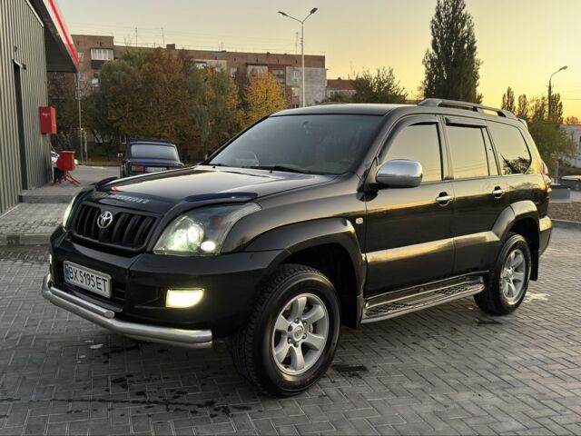 Черный Тойота Ленд Крузер Прадо 120, объемом двигателя 2.7 л и пробегом 319 тыс. км за 9800 $, фото 1 на Automoto.ua