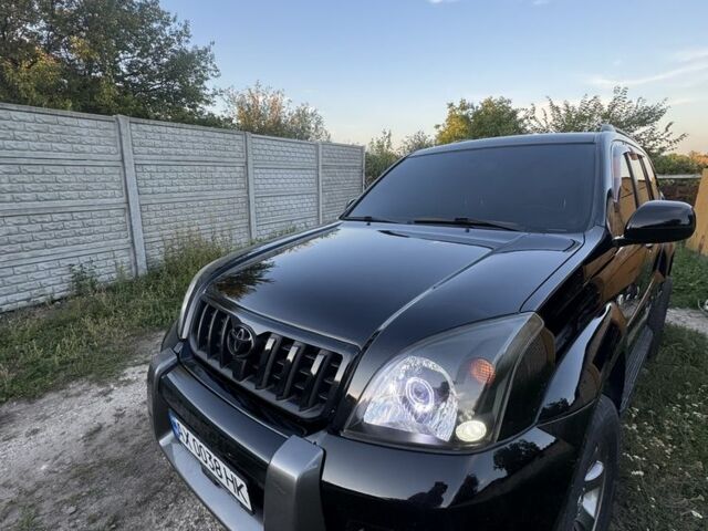 Тойота Ленд Крузер Прадо 120 2005 у Харкові на Automoto.ua Чорний Тойота Ленд Крузер Прадо 120, об'ємом двигуна 2.7 л та пробігом 326 тис. км за 14500 $, фото 1 на Automoto.ua