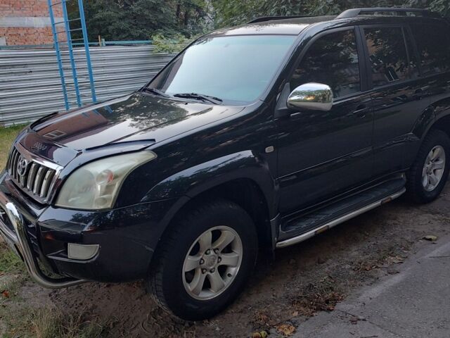 Черный Тойота Ленд Крузер Прадо 120, объемом двигателя 3 л и пробегом 160 тыс. км за 12500 $, фото 1 на Automoto.ua