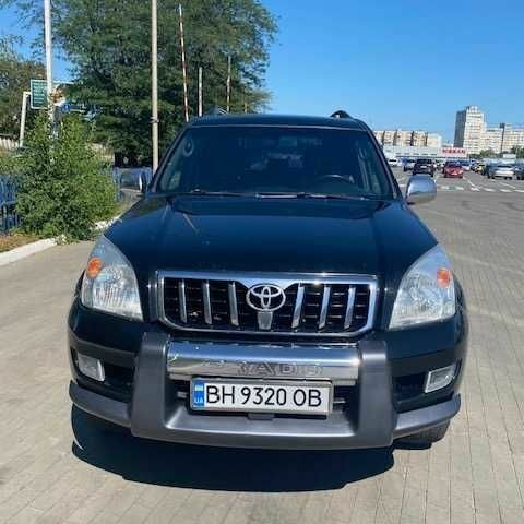 Черный Тойота Ленд Крузер Прадо 120, объемом двигателя 4 л и пробегом 250 тыс. км за 14700 $, фото 1 на Automoto.ua