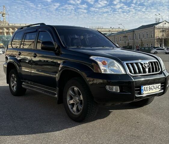 Чорний Тойота Ленд Крузер Прадо 120, об'ємом двигуна 4 л та пробігом 313 тис. км за 14700 $, фото 1 на Automoto.ua