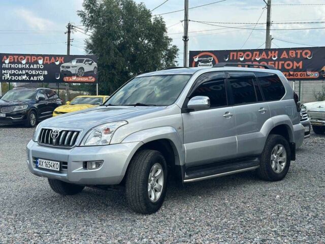 Тойота Ленд Крузер Прадо 120 2004 у Харкові на Automoto.ua Сірий Тойота Ленд Крузер Прадо 120, об'ємом двигуна 2.7 л та пробігом 341 тис. км за 10999 $, фото 1 на Automoto.ua