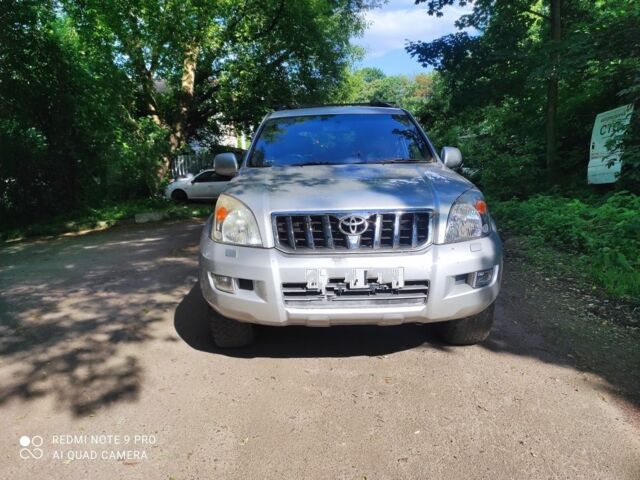 Сірий Тойота Ленд Крузер Прадо 120, об'ємом двигуна 3 л та пробігом 151 тис. км за 6943 $, фото 1 на Automoto.ua