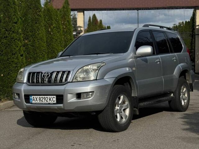 Тойота Ленд Крузер Прадо 120 2006 у Харкові на Automoto.ua Сірий Тойота Ленд Крузер Прадо 120, об'ємом двигуна 4 л та пробігом 300 тис. км за 10999 $, фото 1 на Automoto.ua