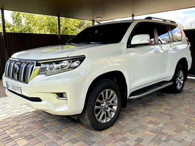 Білий Тойота Ленд Крузер Прадо 150, об'ємом двигуна 2.8 л та пробігом 101 тис. км за 40000 $, фото 1 на Automoto.ua