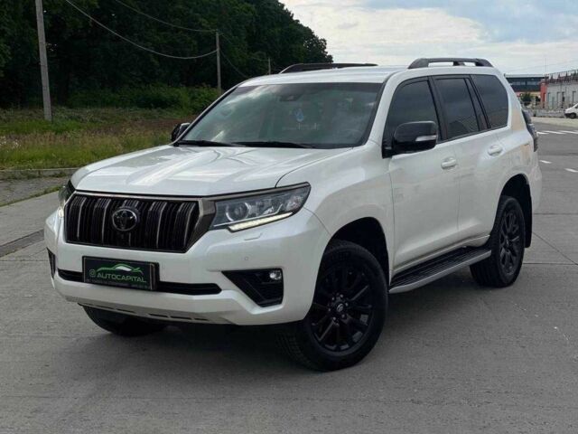 Білий Тойота Ленд Крузер Прадо 150, об'ємом двигуна 4 л та пробігом 130 тис. км за 44490 $, фото 1 на Automoto.ua