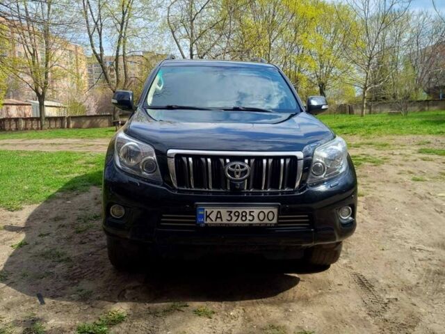 Черный Тойота Ленд Крузер Прадо 150, объемом двигателя 4 л и пробегом 260 тыс. км за 27000 $, фото 1 на Automoto.ua