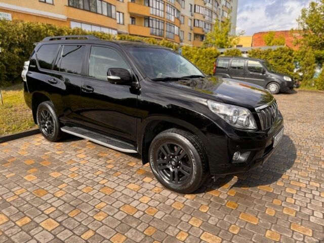 Чорний Тойота Ленд Крузер Прадо 150, об'ємом двигуна 3 л та пробігом 300 тис. км за 26000 $, фото 1 на Automoto.ua