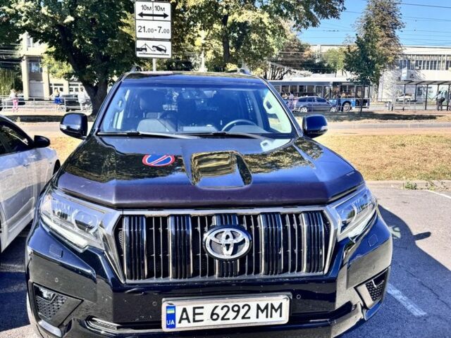 Чорний Тойота Ленд Крузер Прадо 150, об'ємом двигуна 4 л та пробігом 44 тис. км за 46500 $, фото 1 на Automoto.ua