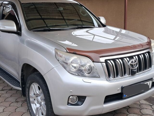 Сірий Тойота Ленд Крузер Прадо 150, об'ємом двигуна 3 л та пробігом 273 тис. км за 23000 $, фото 1 на Automoto.ua