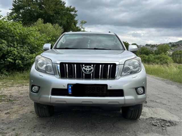 Серый Тойота Ленд Крузер Прадо 150, объемом двигателя 0 л и пробегом 250 тыс. км за 25000 $, фото 1 на Automoto.ua