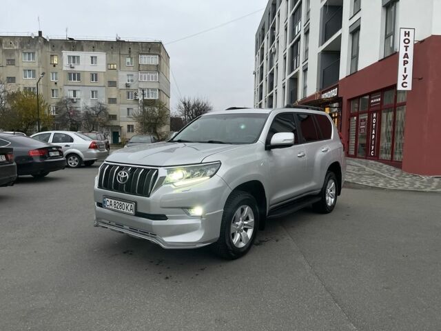 Серый Тойота Ленд Крузер Прадо 150, объемом двигателя 2.8 л и пробегом 144 тыс. км за 37000 $, фото 1 на Automoto.ua