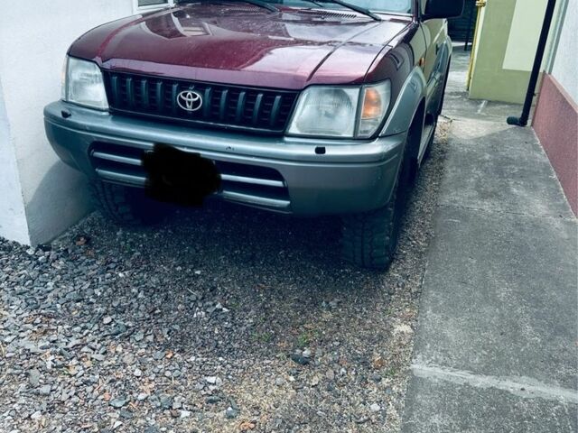 Тойота Ленд Крузер Прадо 90 1996 в Черкассах на Automoto.ua Красный Тойота Ленд Крузер Прадо 90, объемом двигателя 3 л и пробегом 300 тыс. км за 5000 $, фото 1 на Automoto.ua
