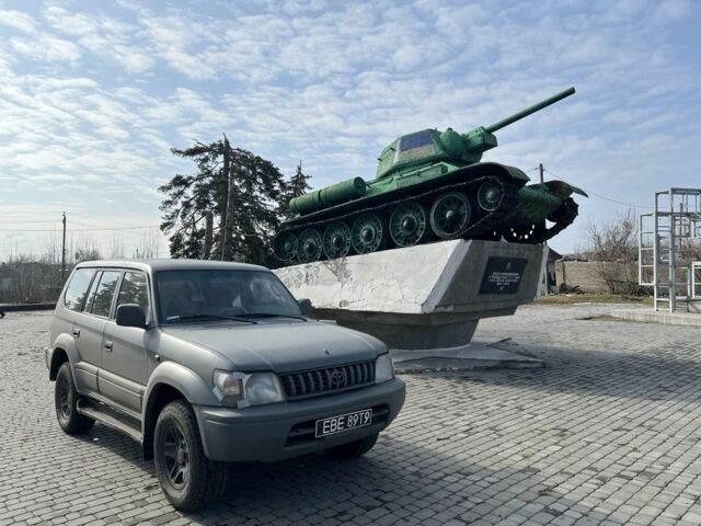 Серый Тойота Ленд Крузер Прадо 90, объемом двигателя 0 л и пробегом 3 тыс. км за 3200 $, фото 1 на Automoto.ua