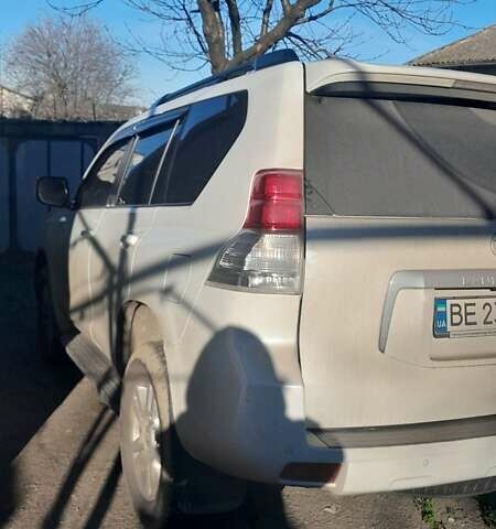 Белый Тойота Ленд Крузер Прадо, объемом двигателя 2.98 л и пробегом 257 тыс. км за 23000 $, фото 1 на Automoto.ua