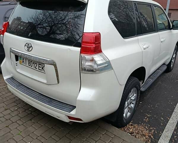 Белый Тойота Ленд Крузер Прадо, объемом двигателя 2.98 л и пробегом 159 тыс. км за 27500 $, фото 1 на Automoto.ua