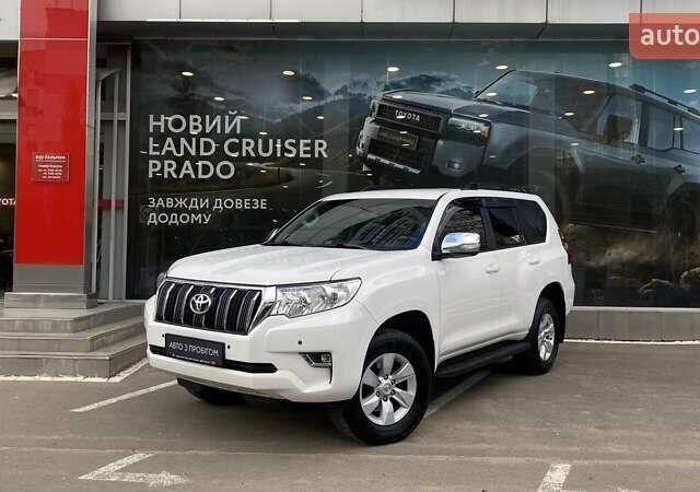 Тойота Ленд Крузер Прадо 2018 в Одессе на Automoto.ua Белый Тойота Ленд Крузер Прадо, объемом двигателя 2.69 л и пробегом 153 тыс. км за 29817 $, фото 1 на Automoto.ua