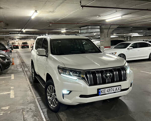 Білий Тойота Ленд Крузер Прадо, об'ємом двигуна 2.75 л та пробігом 243 тис. км за 38000 $, фото 1 на Automoto.ua
