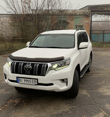 Белый Тойота Ленд Крузер Прадо, объемом двигателя 3.96 л и пробегом 71 тыс. км за 49999 $, фото 1 на Automoto.ua