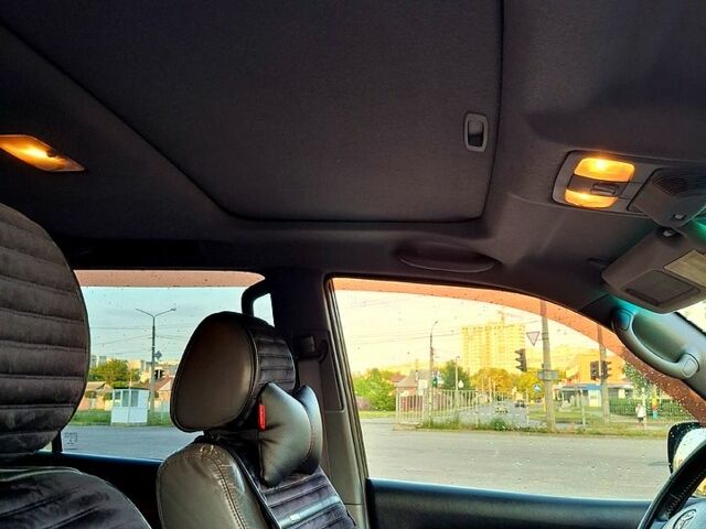 Черный Тойота Ленд Крузер Прадо, объемом двигателя 4 л и пробегом 400 тыс. км за 13000 $, фото 1 на Automoto.ua