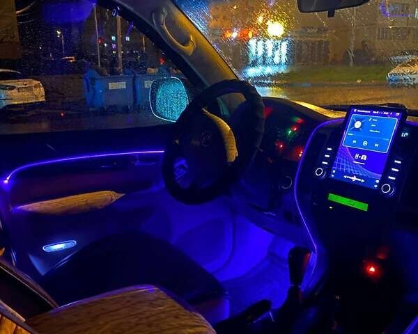 Чорний Тойота Ленд Крузер Прадо, об'ємом двигуна 4 л та пробігом 320 тис. км за 14500 $, фото 1 на Automoto.ua