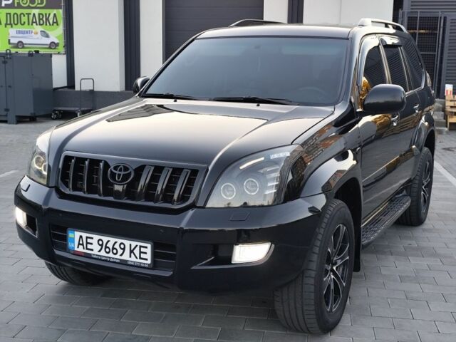 Черный Тойота Ленд Крузер Прадо, объемом двигателя 4 л и пробегом 252 тыс. км за 13950 $, фото 1 на Automoto.ua
