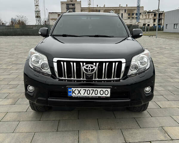 Черный Тойота Ленд Крузер Прадо, объемом двигателя 3.96 л и пробегом 148 тыс. км за 27800 $, фото 1 на Automoto.ua