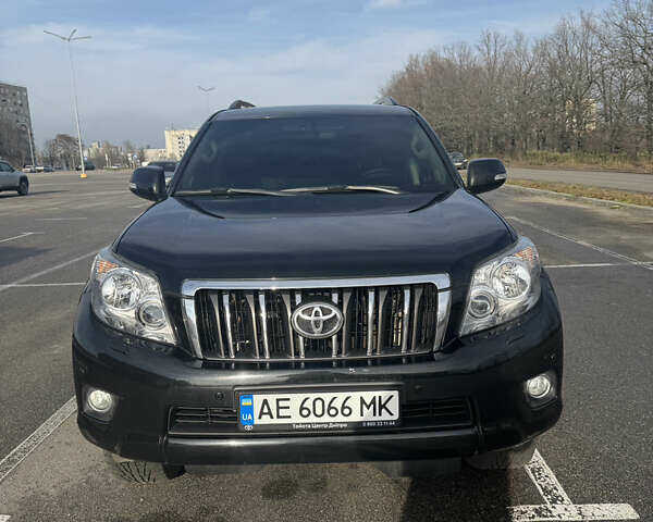 Черный Тойота Ленд Крузер Прадо, объемом двигателя 3.96 л и пробегом 93 тыс. км за 27000 $, фото 1 на Automoto.ua