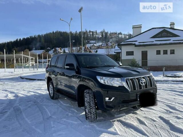 Черный Тойота Ленд Крузер Прадо, объемом двигателя 2.7 л и пробегом 84 тыс. км за 31500 $, фото 1 на Automoto.ua