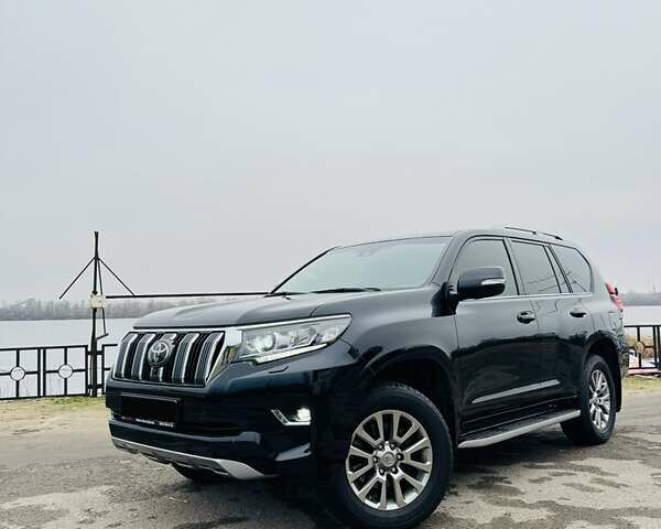 Чорний Тойота Ленд Крузер Прадо, об'ємом двигуна 3.96 л та пробігом 105 тис. км за 51900 $, фото 1 на Automoto.ua