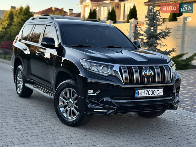 Тойота Ленд Крузер Прадо 2020 в Одессе на Automoto.ua Черный Тойота Ленд Крузер Прадо, объемом двигателя 3.96 л и пробегом 34 тыс. км за 48900 $, фото 1 на Automoto.ua