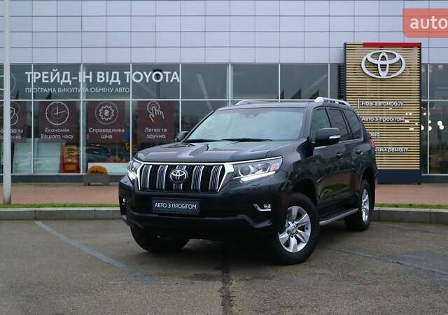 Черный Тойота Ленд Крузер Прадо, объемом двигателя 4 л и пробегом 164 тыс. км за 37768 $, фото 1 на Automoto.ua