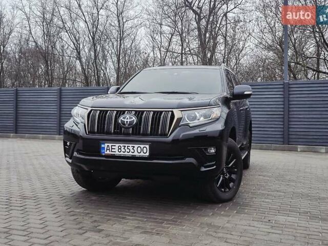 Чорний Тойота Ленд Крузер Прадо, об'ємом двигуна 2.76 л та пробігом 2 тис. км за 70000 $, фото 1 на Automoto.ua