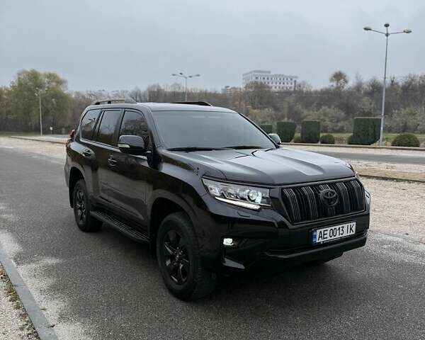 Чорний Тойота Ленд Крузер Прадо, об'ємом двигуна 2.76 л та пробігом 65 тис. км за 49000 $, фото 1 на Automoto.ua
