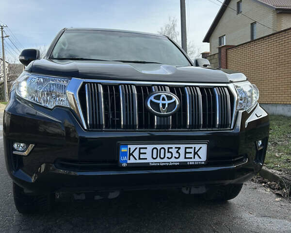 Черный Тойота Ленд Крузер Прадо, объемом двигателя 2.76 л и пробегом 42 тыс. км за 55000 $, фото 1 на Automoto.ua