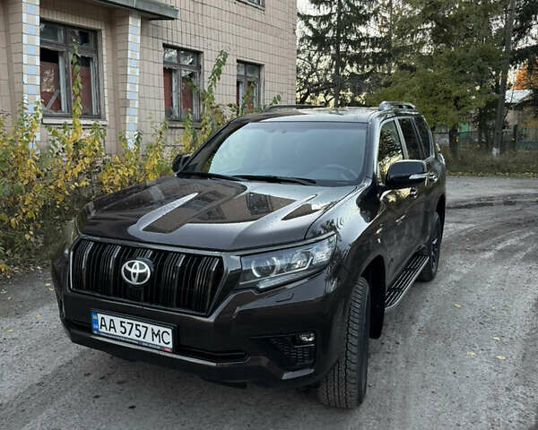 Коричневий Тойота Ленд Крузер Прадо, об'ємом двигуна 3.96 л та пробігом 145 тис. км за 42000 $, фото 1 на Automoto.ua